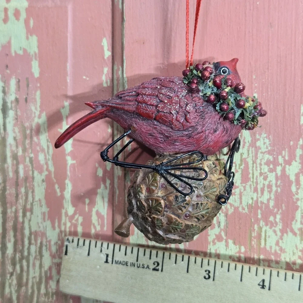 Christmas Cardinal Hanging Ornament  Pinecone Wreath Ribbon Bird‎ Holiday Decor